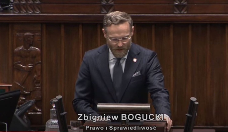 Bogucki: pan minister Sikorski na tym stanowisku, to jakiś ponury żart...