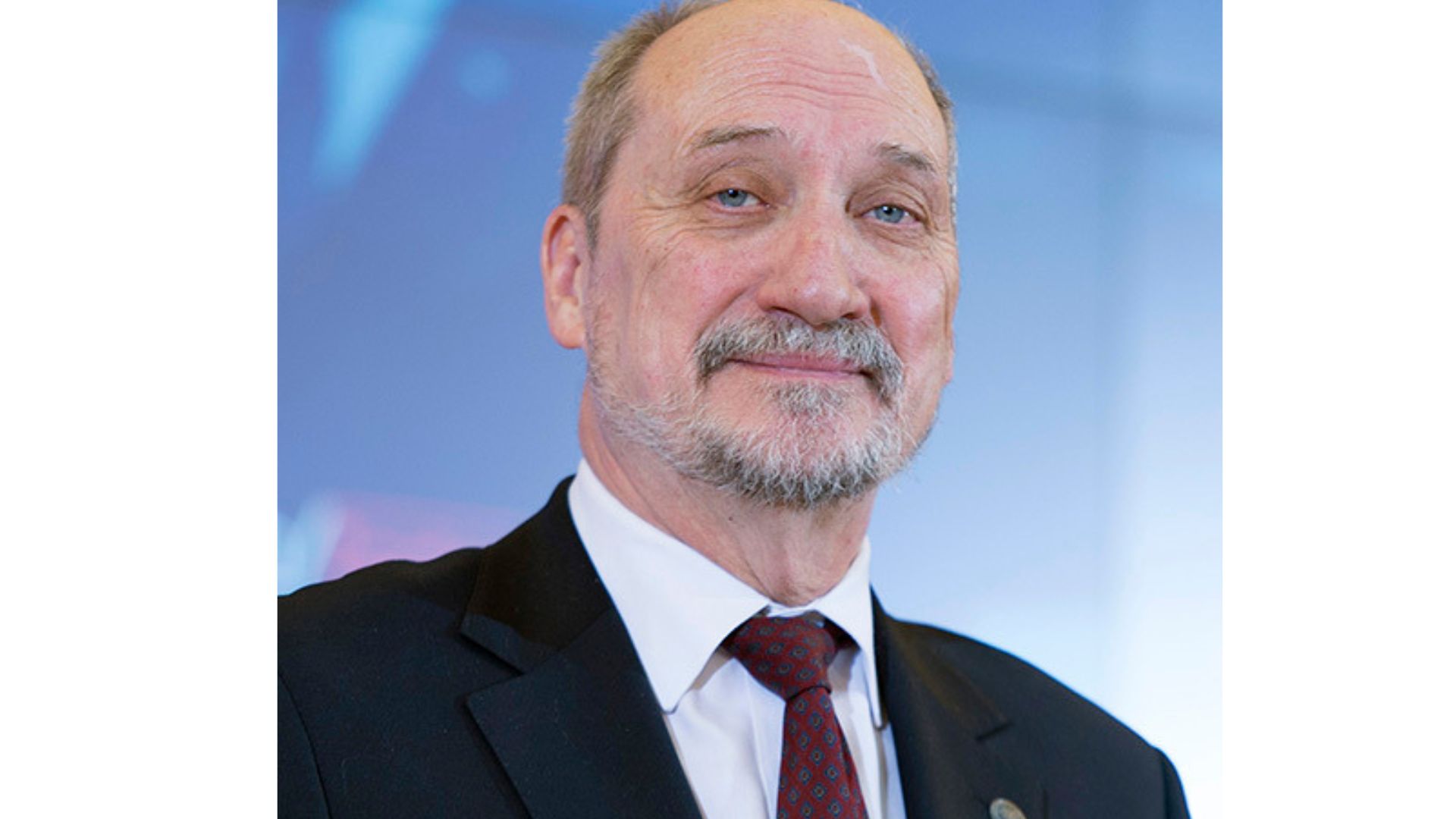 Czy ręce tzw. ludowej sprawiedliwości po raz kolejny dosięgną Antoniego Macierewicza? Bojownik o wolną Polskę wielokrotnie siedział za kratami w PRL