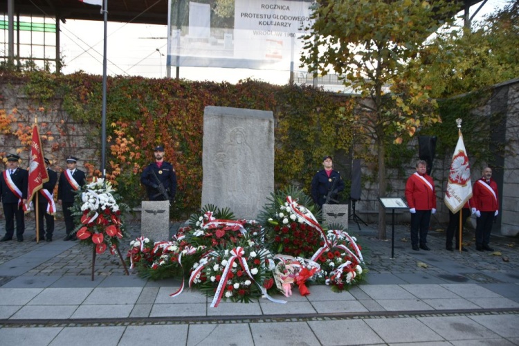Wrocław: 45. rocznica Protestu Głodowego Kolejarzy Wrocław: 45. rocznica Protestu Głodowego Kolejarzy
