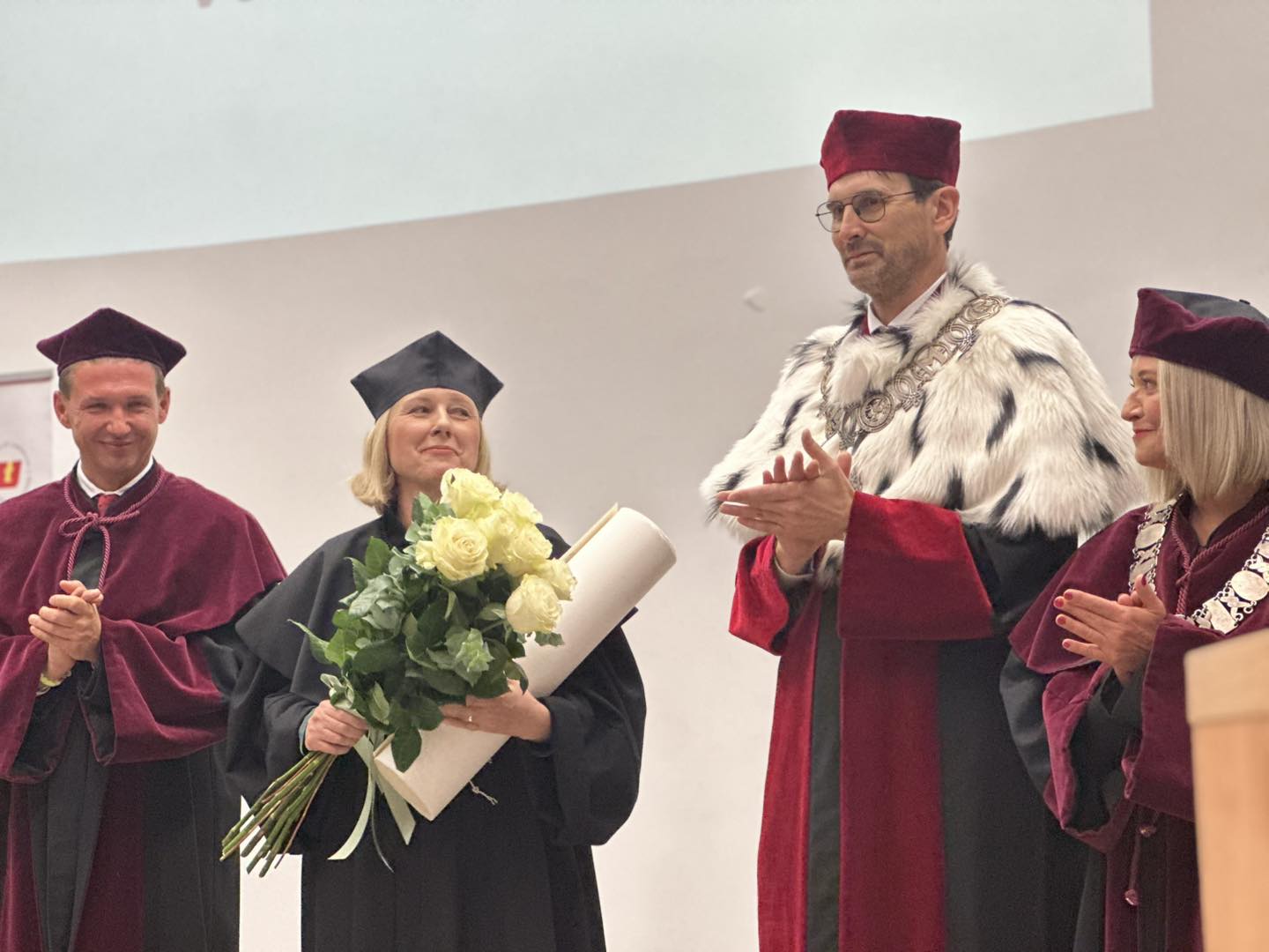Vera Jourova z tytułem honoris causa
