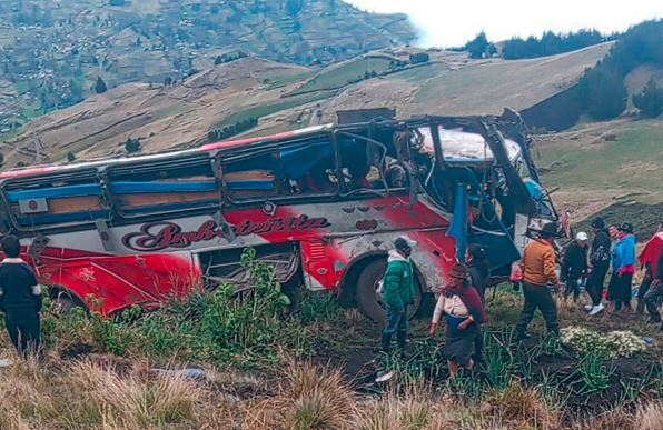 wypadek autobusu w Ekwadorze