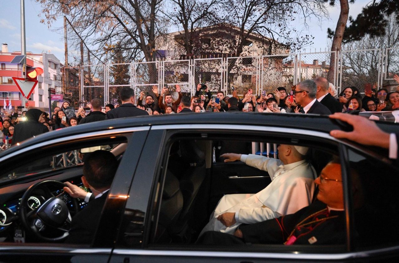 Drugi dzień pielgrzymki Leona XIV. Stambuł i Nicea w centrum wydarzeń
