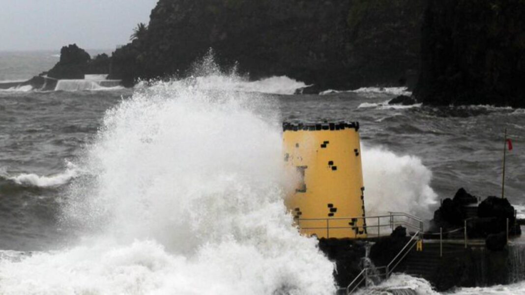 Orkan Emilia szaleje na Maderze