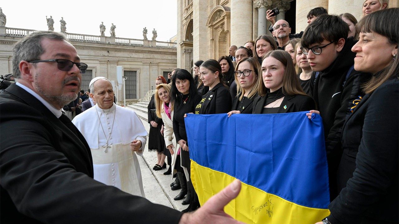 Rodziny ukraińskich więźniów w Watykanie
