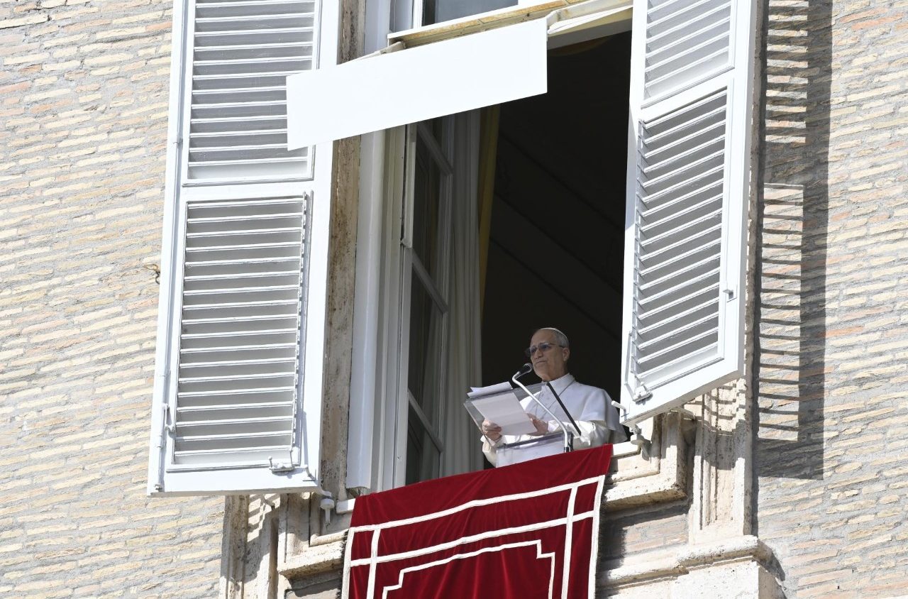 Papież modli się za Madagaskar