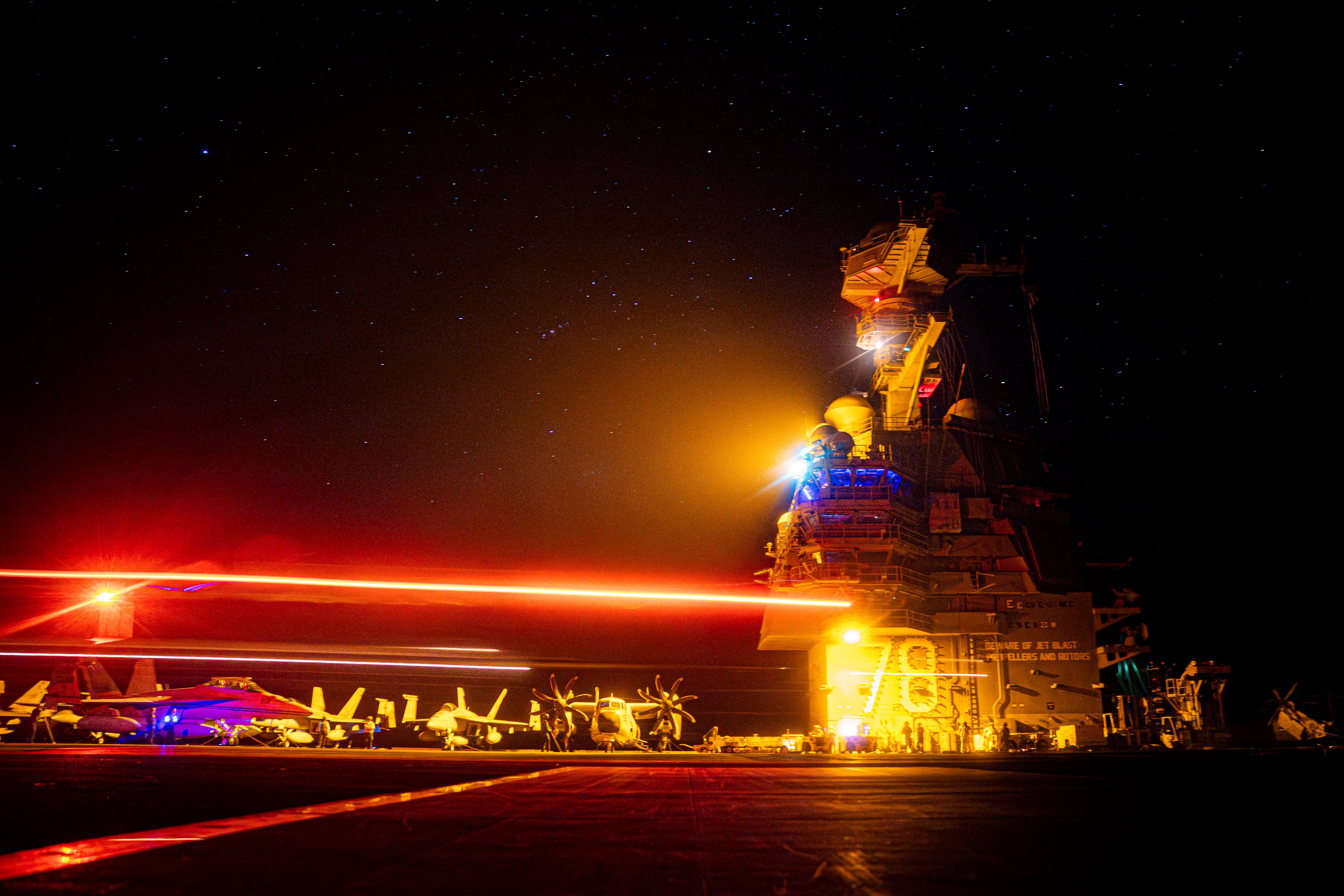 amerykański lotniskowiec