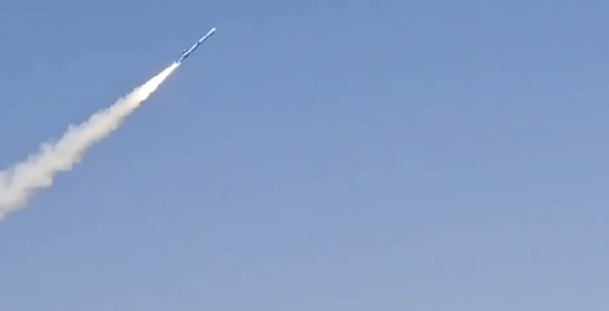 Atak dronów na lotnisko w Kuwejcie. Uderzenie w infrastrukturę cywilną