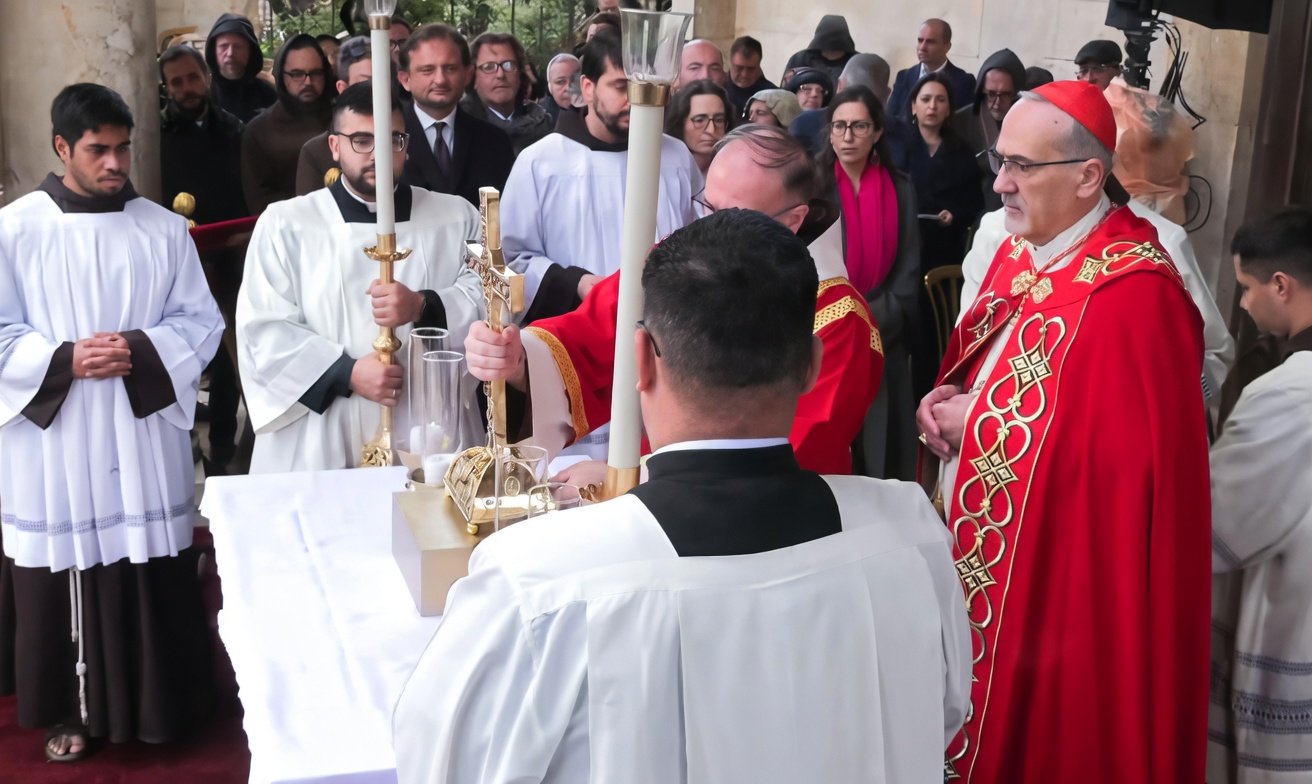 kardynał Pierbatista Pizaaballa