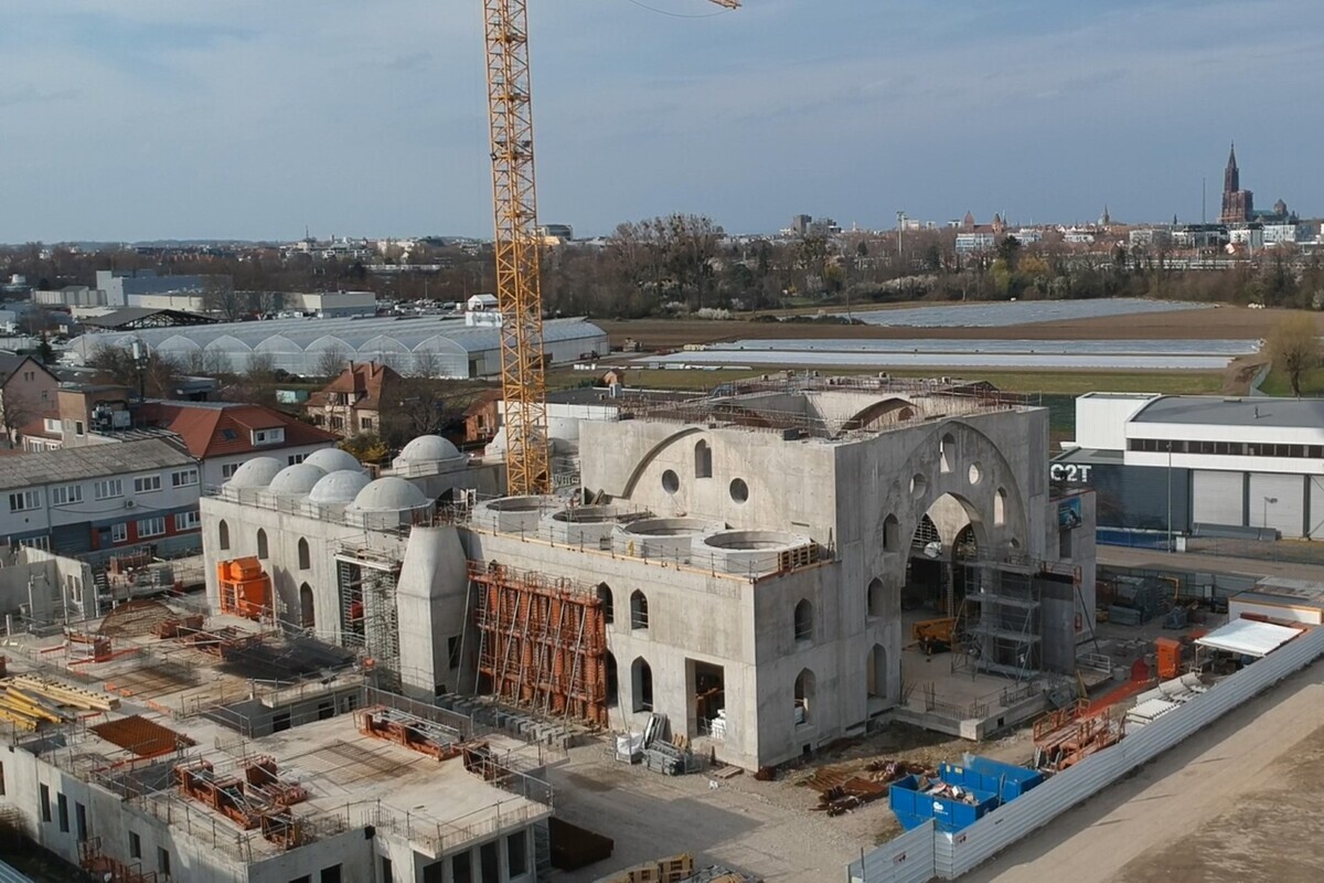 budowa największego meczetu w Europie