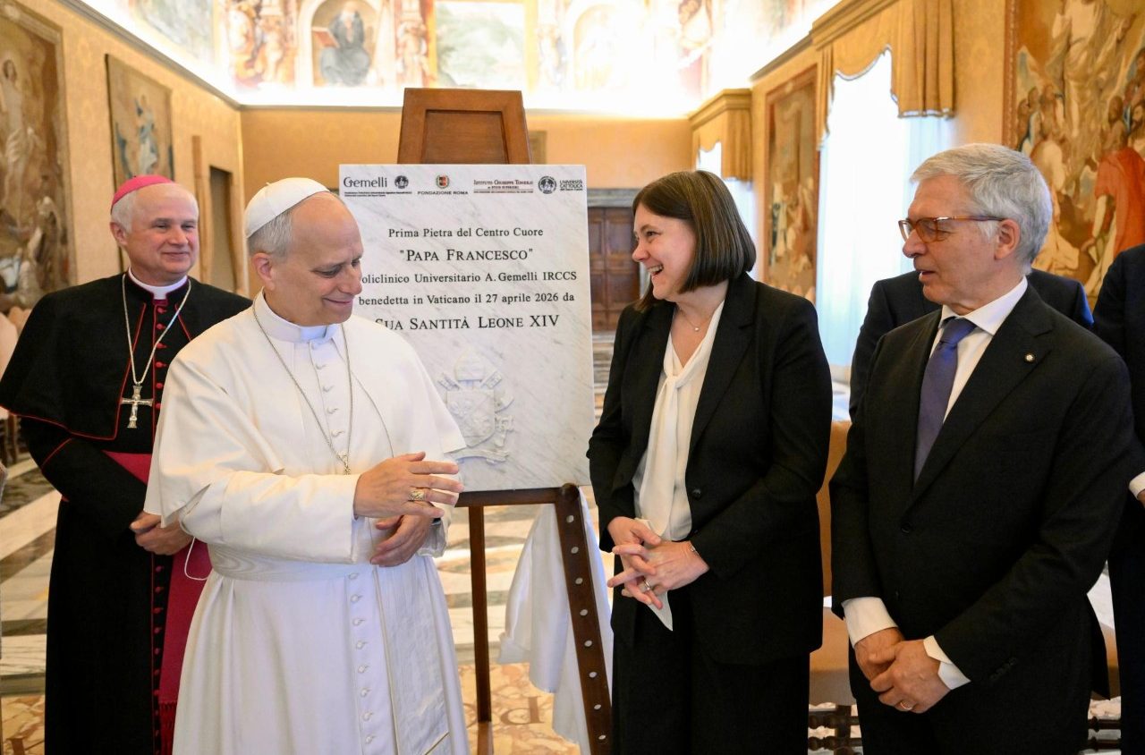 Papież o roli formacji w medycynie