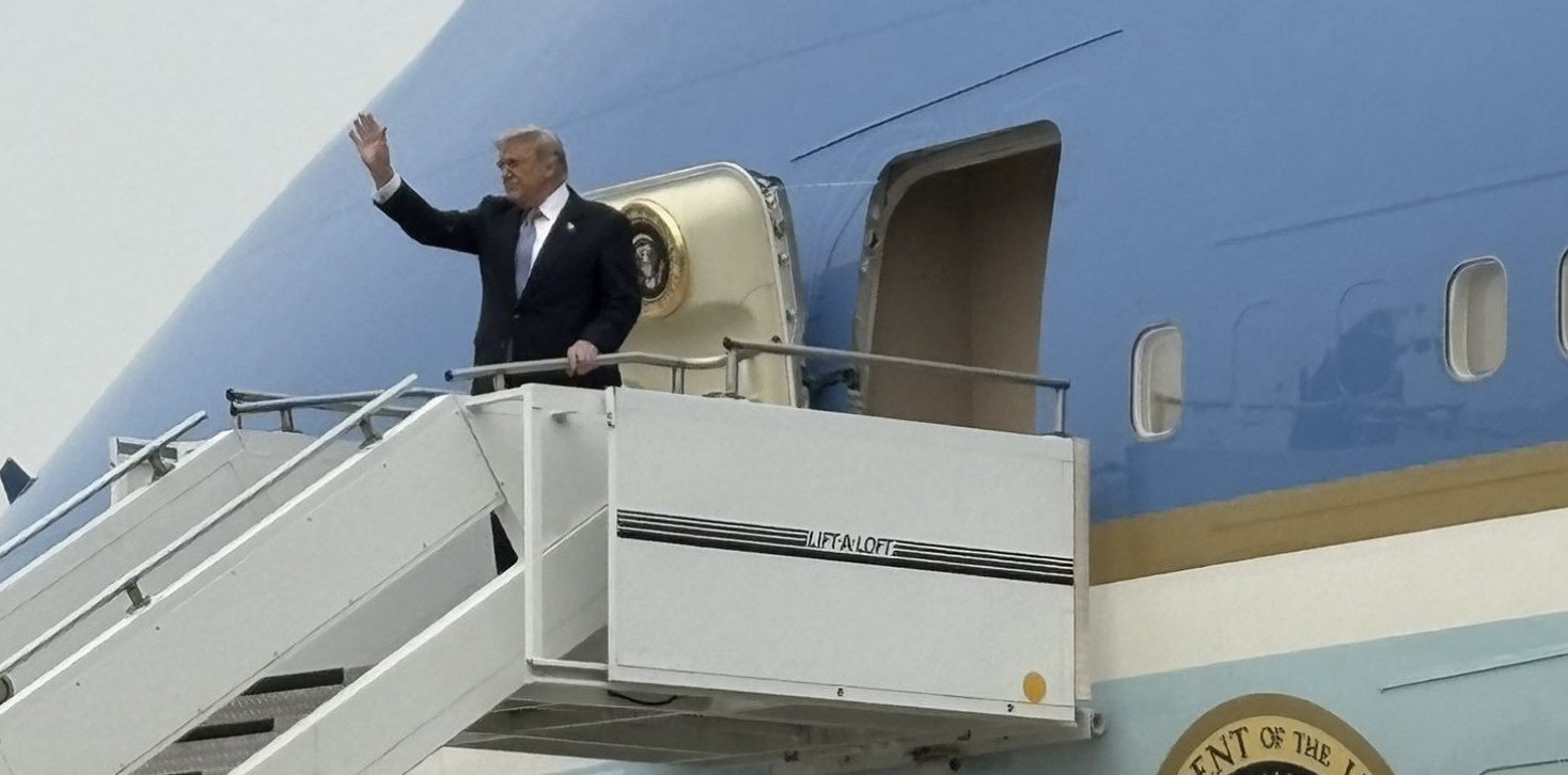 Donald Trump opuszcza Pekin