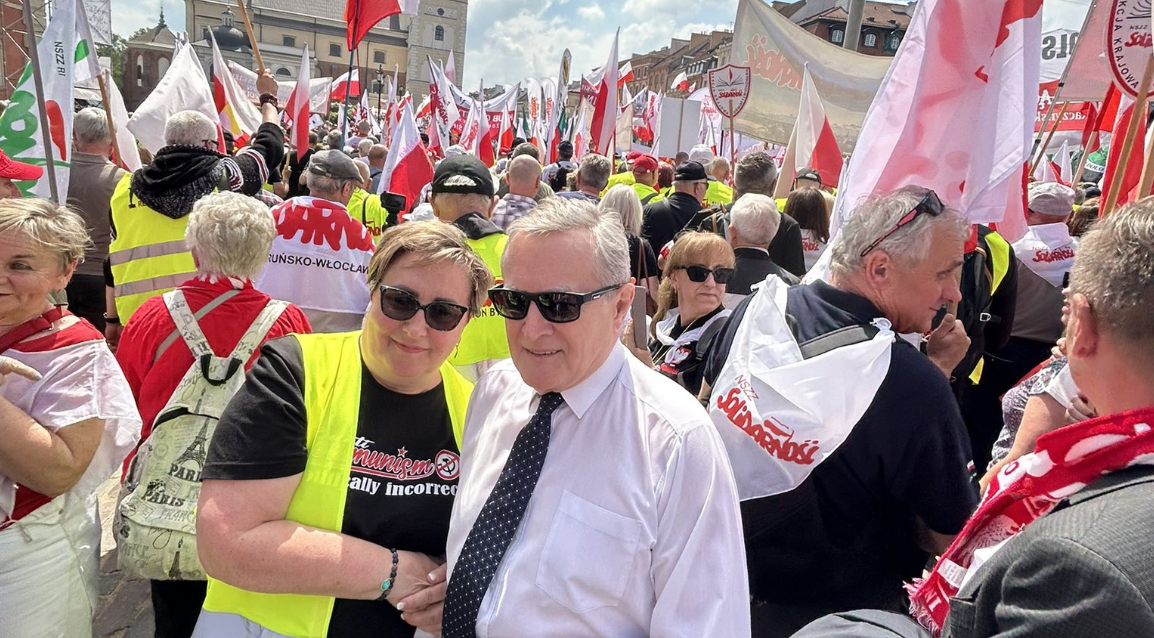 Gliński alarmuje ws. Instytutu Dziedzictwa Solidarności