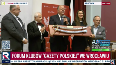 Szable dla Tomasza Sakiewicza