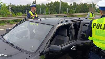 Szczecińscy policjanci ujawnili transport z nielegalnymi imigrantami
