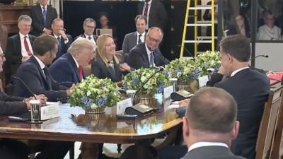 Trump i Zełenski spotkali się z europejskimi liderami Trump i Zełenski spotkali się z europejskimi liderami