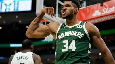 Milwaukee Bucks - Giannis Antetokounmpo