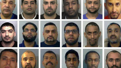 część z setek aresztowanych w Wielkiej Brytanii