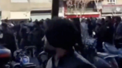 Protesty w Iranie nasilają presję na reżim