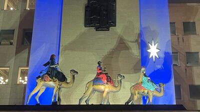 figury Trzech Króli na budynku Canada Life w Kanadzie