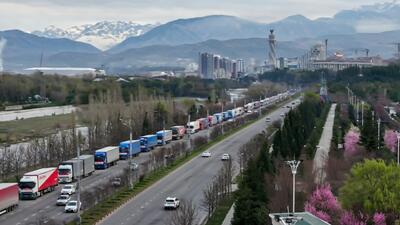 konwój ciężarówek z Tadżykistanu