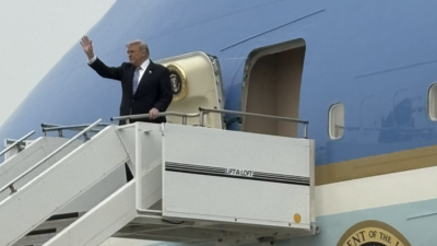 Donald Trump opuszcza Pekin