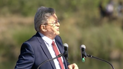 Jean-Luc Mélenchon proponuje przed wyborami prezydenckimi zamrożenie części francuskiego długu