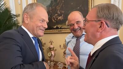 Tusk z gwiazdami serialu Ranczo