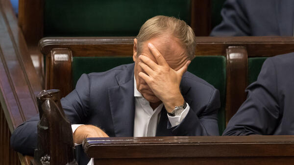 donald tusk, polityka