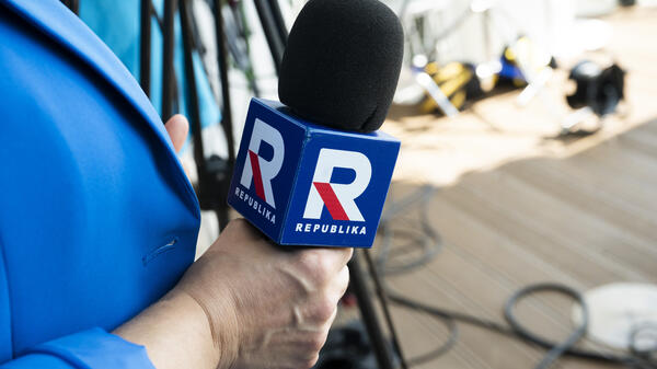 Republika, logo