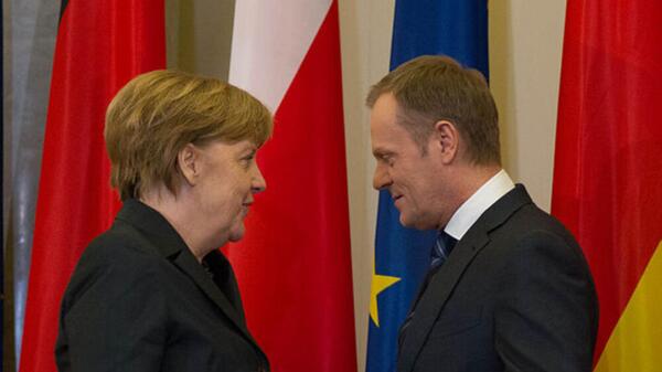 Szczególne miejsce w 700-stronicowym tomie zajmuje Donald Tusk, którego niemiecka polityk, jak wskazuje lektura jej dzieła, bardzo ceni i lubi