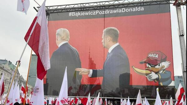plakat Tusk i Trump