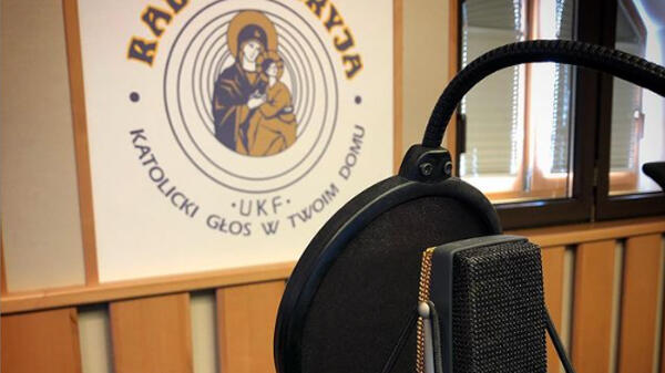 Kapituła Prowincji wydała oświadczenie w sprawie ataków na Radio Maryja i dzieł z nim związanych, solidaryzując się w podejmowanej działalności ewangelizacyjnej i formacyjnej z o. Tadeuszem Rydzykiem, ze wszystkimi redemptorystami