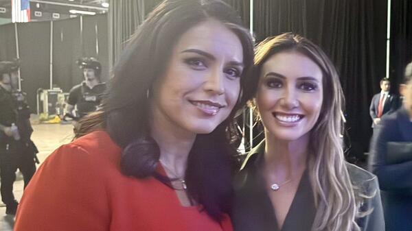 Tulsi Gabbard i Alina Habba