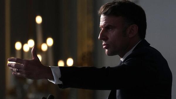Macron