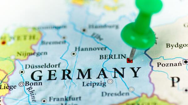 Kampanię wyborczą w Niemczech zdominowała problematyka migrantów
