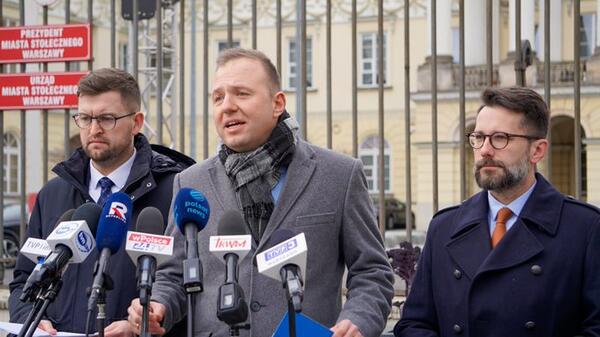 Posłowie PiS