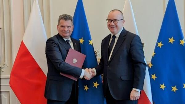 Korneluk, Bodnar