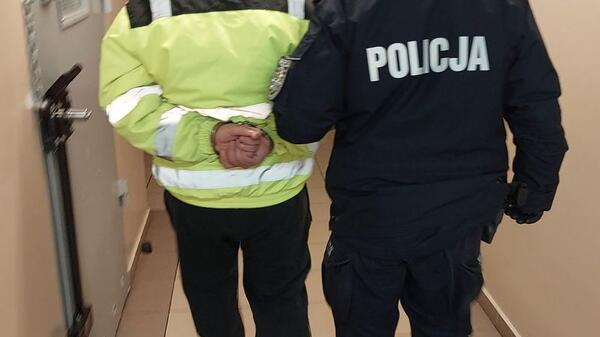 Potrącił i uciekł. Poszkodowany zmarł, kierowcy grozi nawet 20 lat więzienia