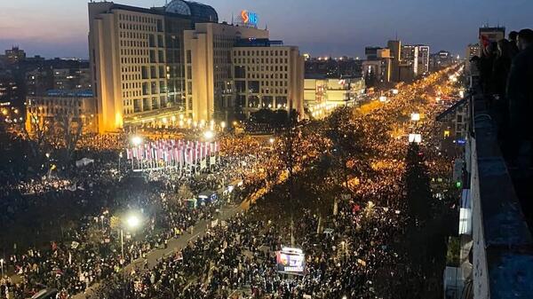 protesty w Serbii - Nowy Sad