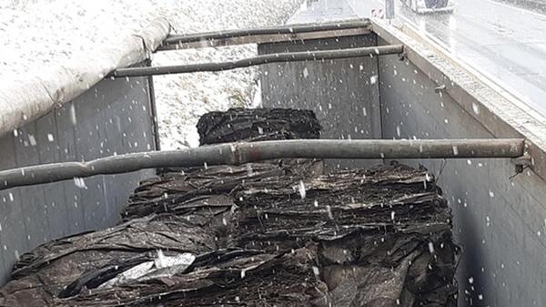 KAS udaremniła transport 23 ton nielegalnych odpadów z Niemiec
