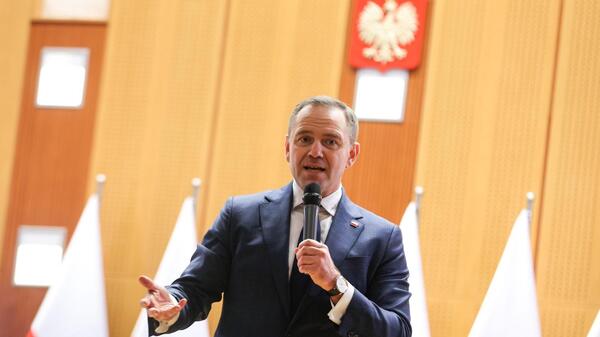 Nawrocki: „Ukraina nie może blokować ekshumacji polskich ofiar”