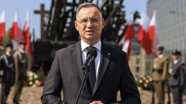 Prezydent zakończył swoje przemówienie apelem o wybór mądrych, patriotycznych polityków, którzy będą kierować się interesem Polski