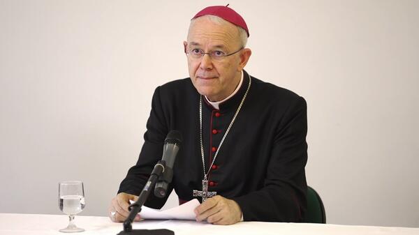 Athanasius Schneider