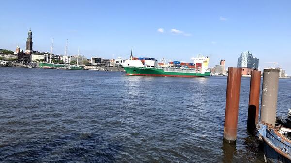 Hamburg port