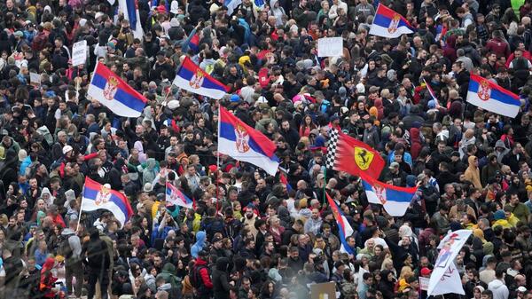 Serbia protestuje