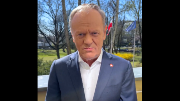 Tusk - zamach stanu