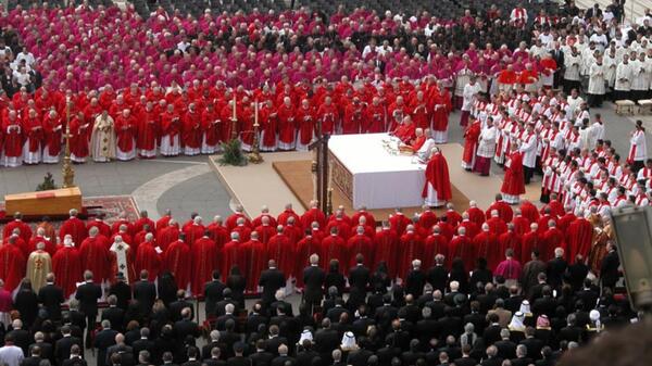 Śmierć Jana Pawła II oddziaływała na wiarę osobistą milionów ludzi na świecie