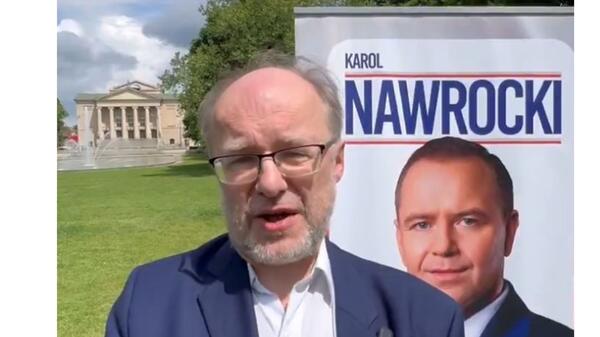 Nie zgadzam się z niektórymi tezami Karola Nawrockiego, ale w tej chwili to wszystko na plan dalszy schodzi - mówi prof. Stanisław Żerko