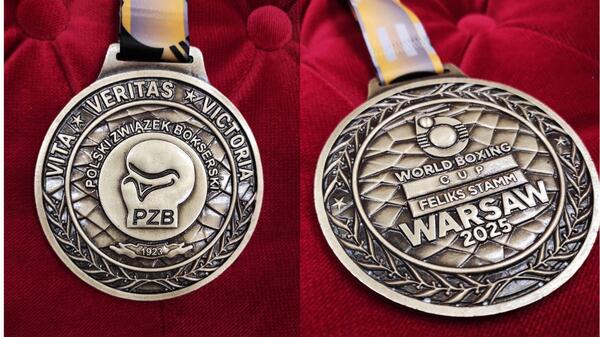 World Boxing Warszawa medal