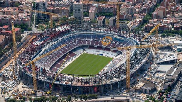 Stadion Camp Nou podczas przebudowy